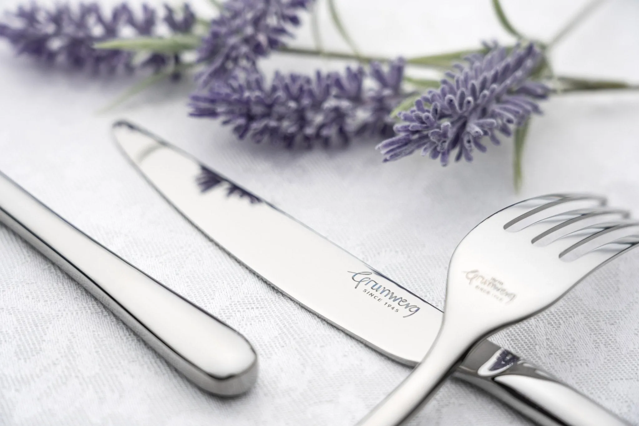 Gliss 56 Piece Cutlery Set for 8 People
