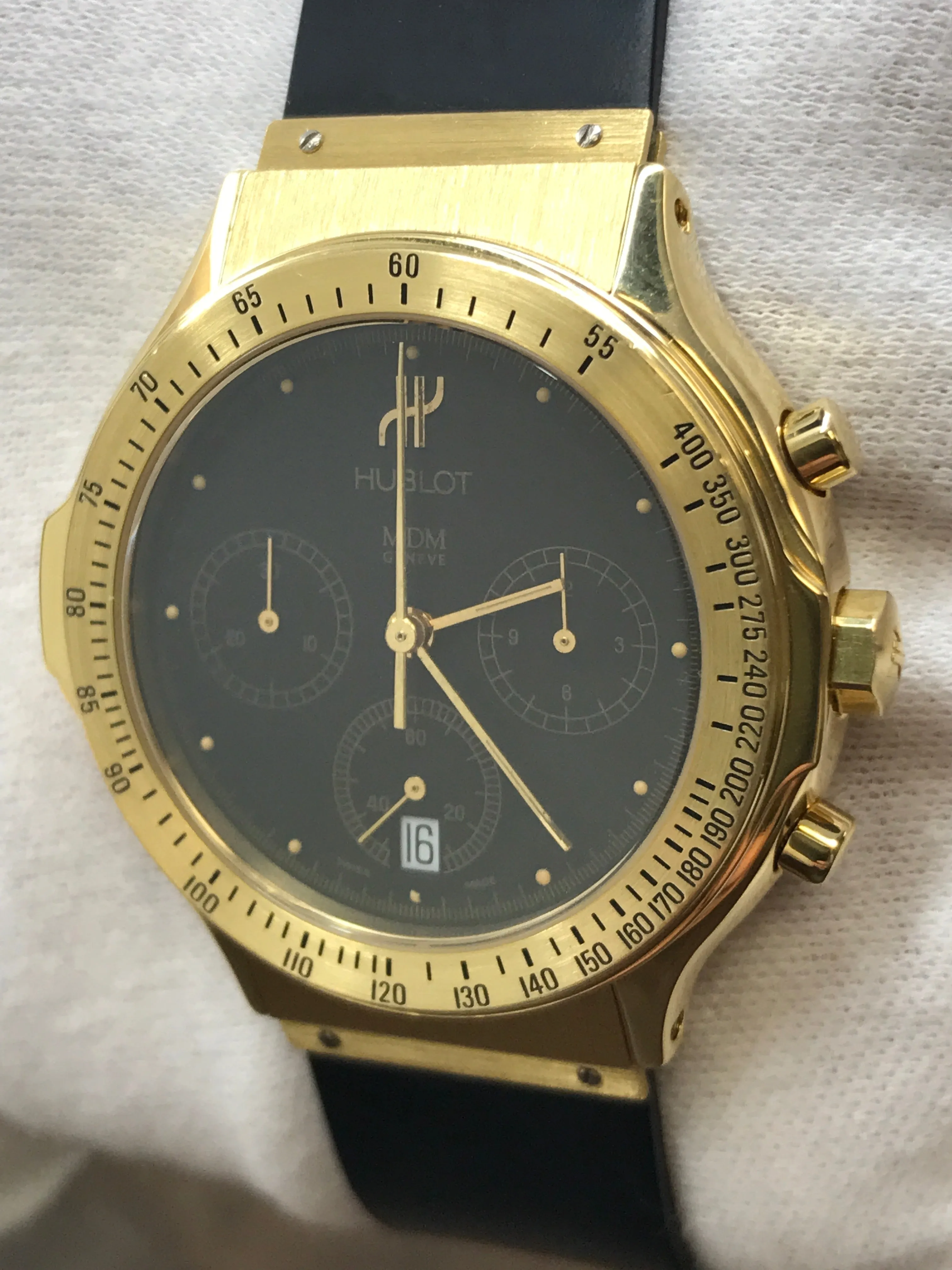 Hublot MDM Geneve Chronograph 1621.3 Black Dial Quartz Men's Watch